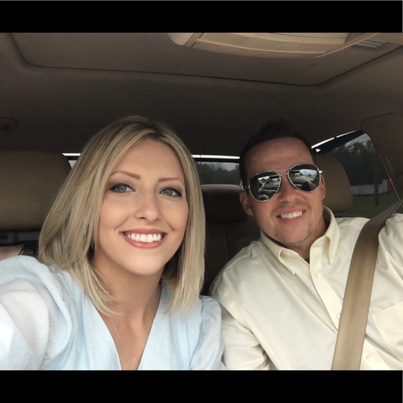 Meet your Posher, Whitney LeFevers - Picture 2 of 6